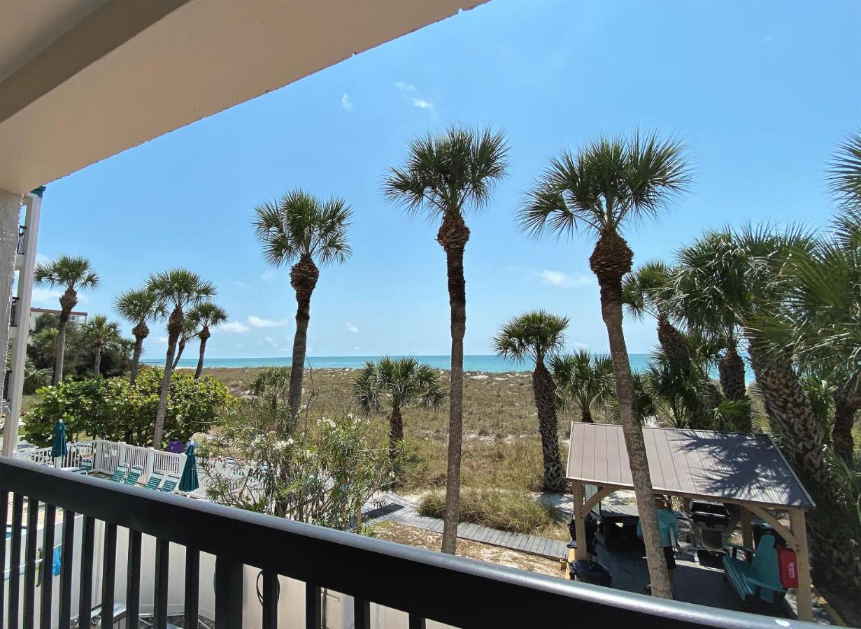 All Seasons Vacation Resort By Liberte Madeira Beach Exteriör bild