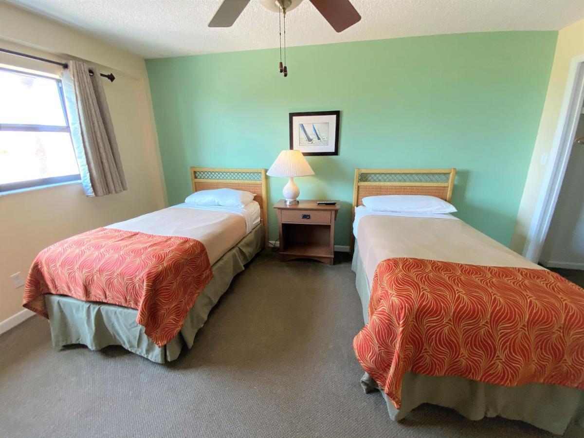 All Seasons Vacation Resort By Liberte Madeira Beach Exteriör bild