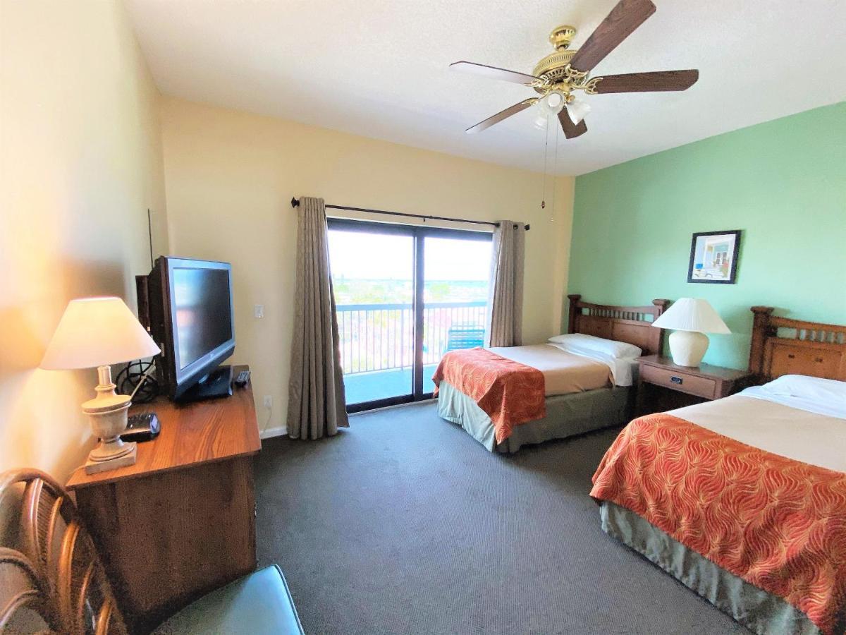 All Seasons Vacation Resort By Liberte Madeira Beach Exteriör bild