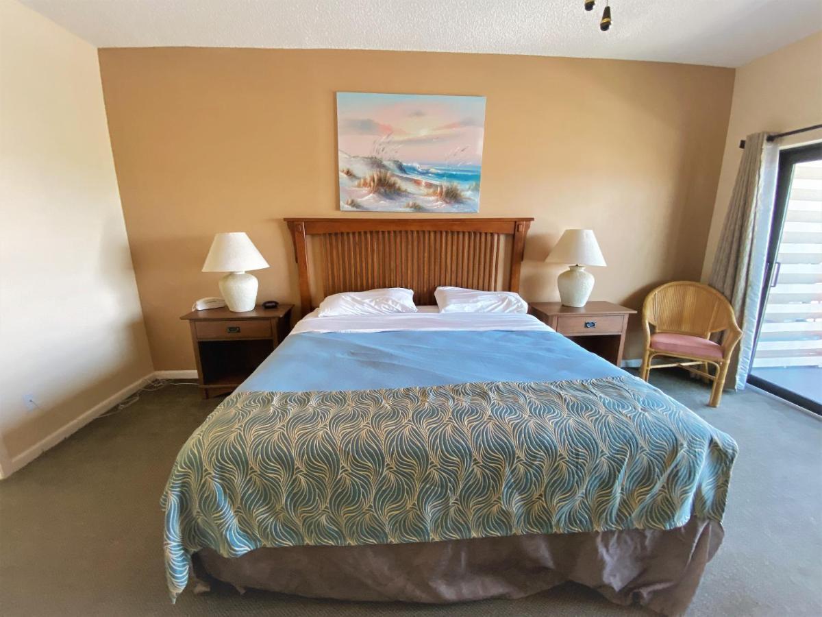 All Seasons Vacation Resort By Liberte Madeira Beach Exteriör bild