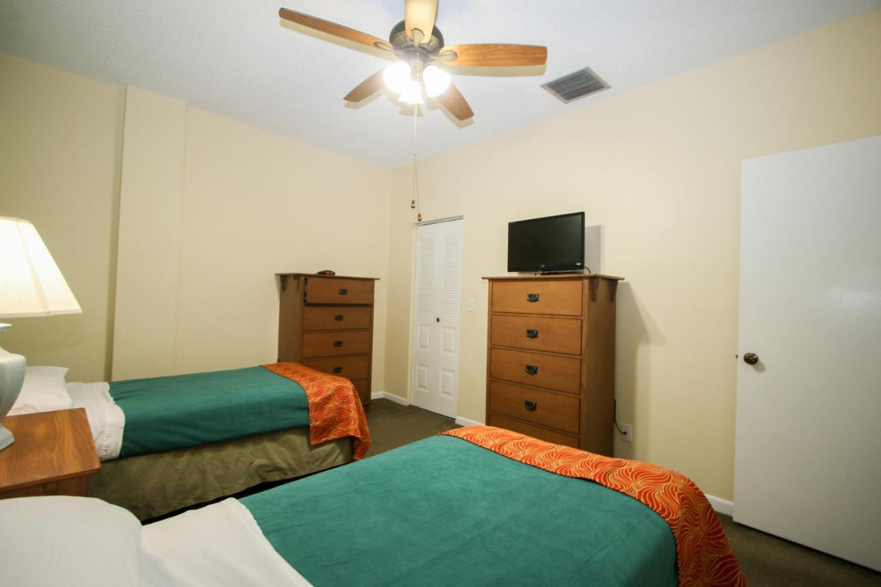 All Seasons Vacation Resort By Liberte Madeira Beach Exteriör bild
