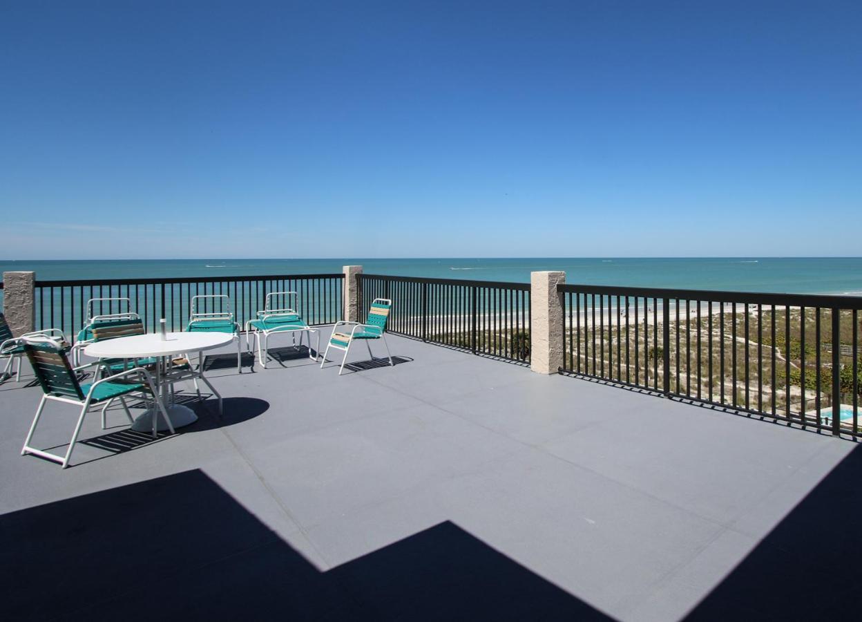 All Seasons Vacation Resort By Liberte Madeira Beach Exteriör bild