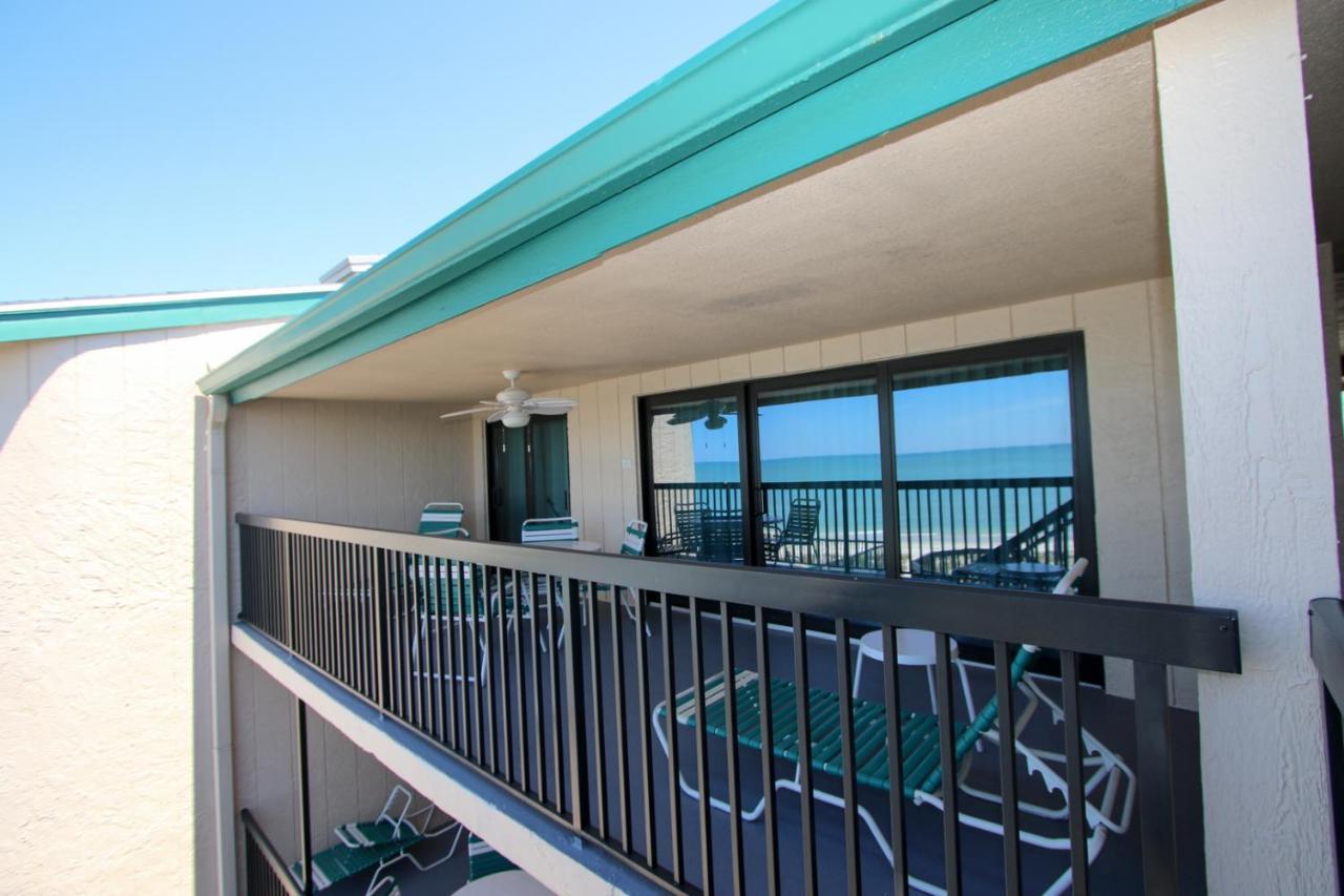 All Seasons Vacation Resort By Liberte Madeira Beach Exteriör bild