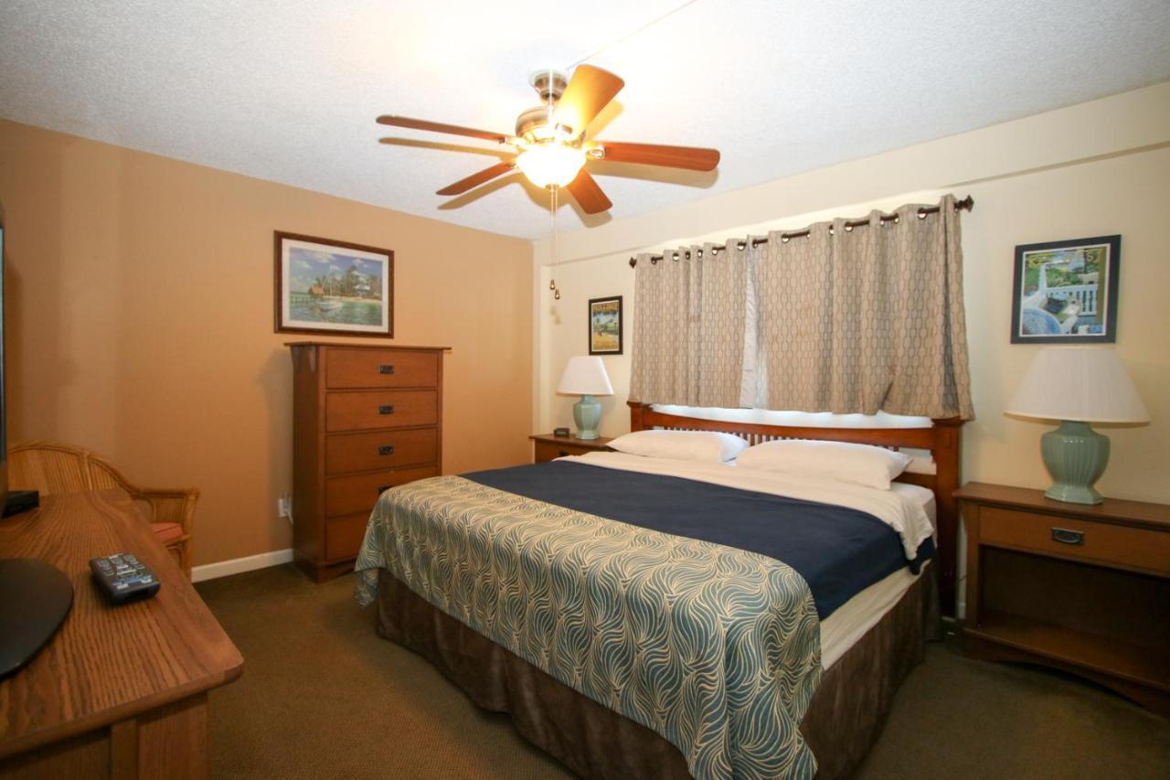 All Seasons Vacation Resort By Liberte Madeira Beach Exteriör bild