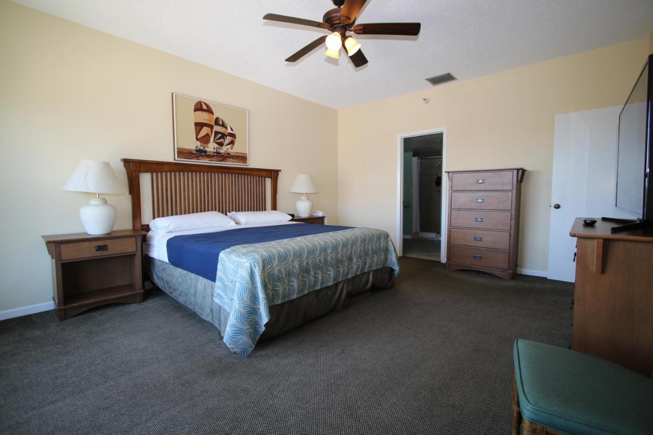 All Seasons Vacation Resort By Liberte Madeira Beach Exteriör bild