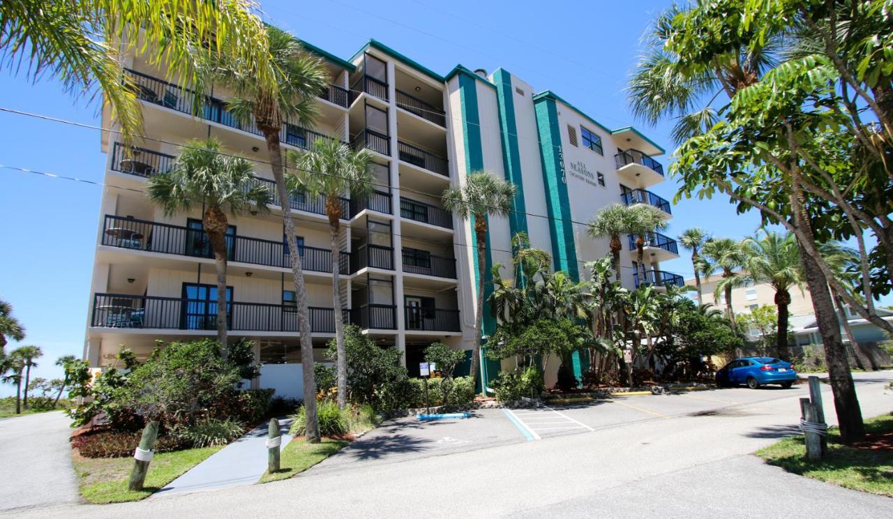 All Seasons Vacation Resort By Liberte Madeira Beach Exteriör bild