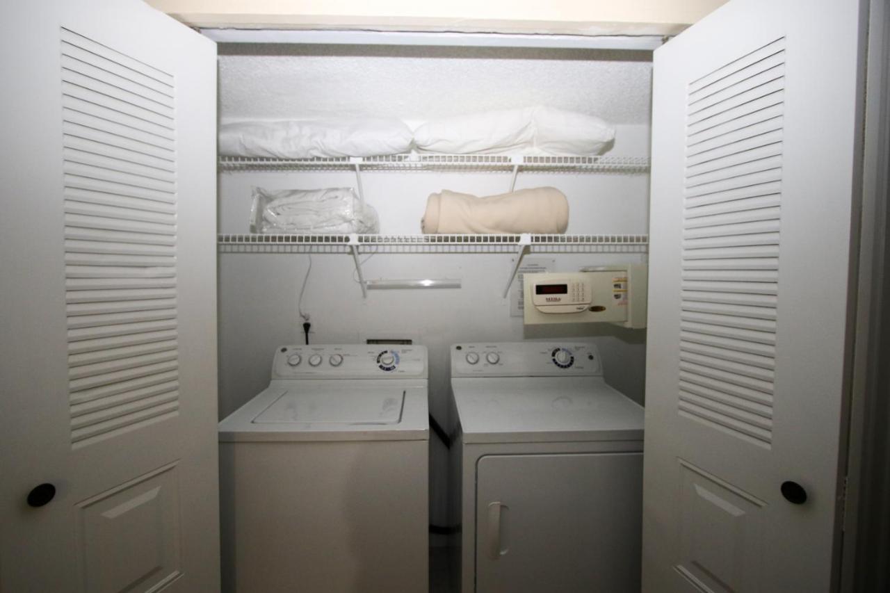 All Seasons Vacation Resort By Liberte Madeira Beach Exteriör bild